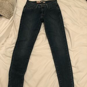 Levi’s 710 super skinny mid rise jeans size 25x32